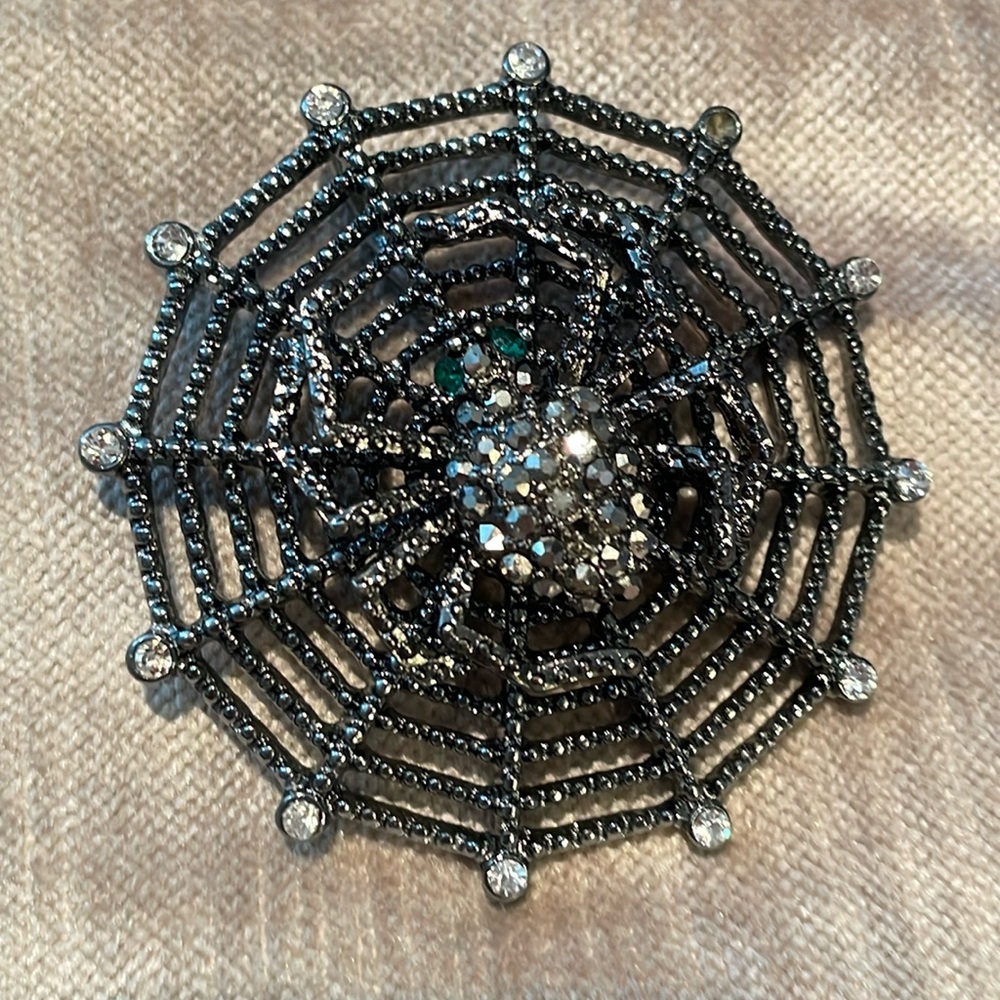 Spider Pendant Vintage 2” Fix Me! Or wear as is ! web